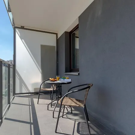 Kazou Apartment