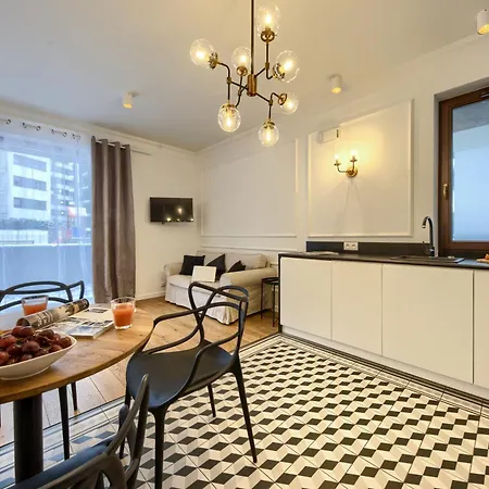 Kazou Apartment