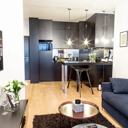 Kazou Lägenhet Warszawa